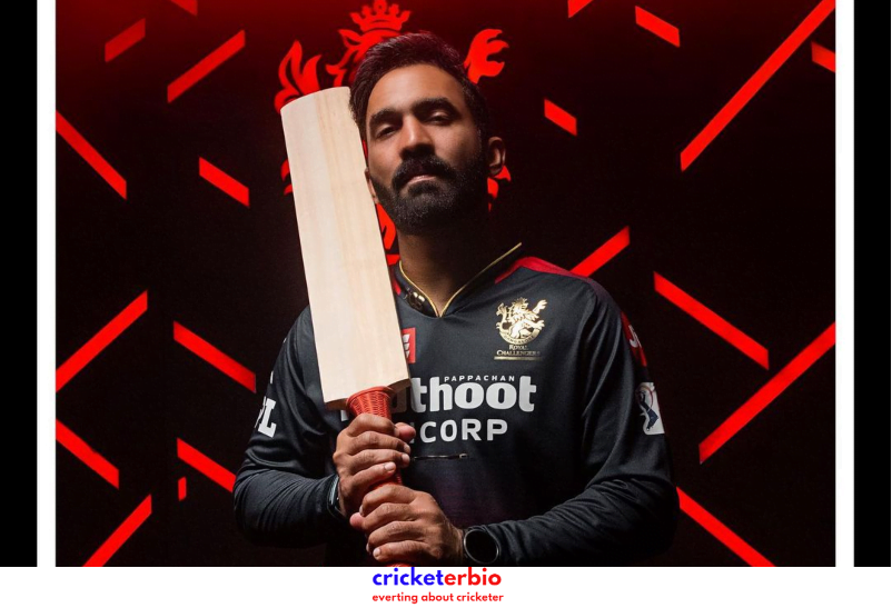 Dinesh Karthik Age 37 Height Biography Family and More